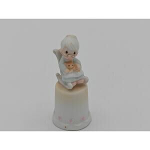 Precious Moments 13307 Enesco Purrfect Grandma Thimble Figurine With Cat 1984